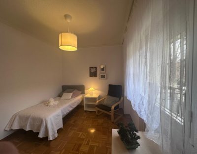 Habitación Individual H4 en C/ Sierra Bermeja, Puente Vallecas, Madrid