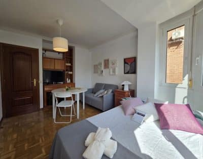 Habitación Doble H2 en C/ Sierra Bermeja, Puente Vallecas, Madrid