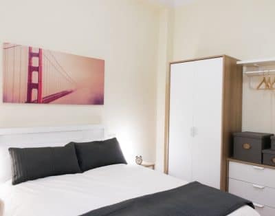 Habitación Individual H2 en C/ Reina Victoria, Cuatro Caminos, Madrid