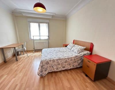 Habitación Individual H1 en C/ Rafael de Riego, Atocha, Madrid
