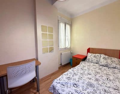 Habitación Individual H4 en C/ Rafael de Riego, Atocha, Madrid