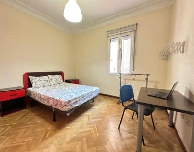 Habitación Individual H3 en C/ Granada, Retiro, Madrid.