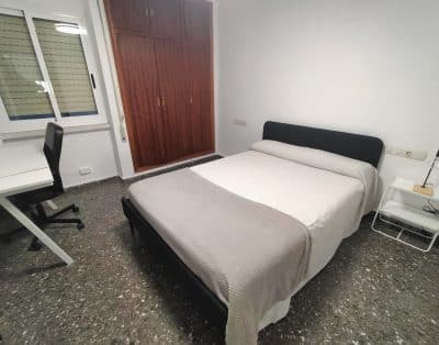 Habitación Individual H5, en Avda de Blasco Ibáñez, Exposición, Valencia