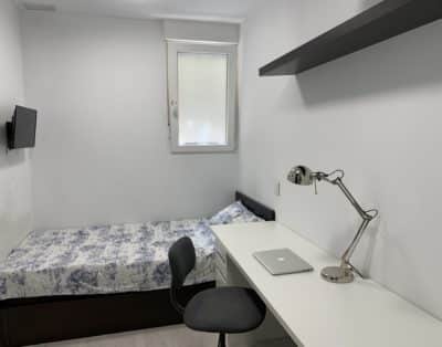 Habitación Individual H2, en C/ Benito Gutiérrez, Argüelles, Madrid