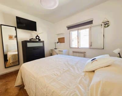 Habitación Doble o Individual H4 en C/ Vélez Málaga, Puente de Vallecas, Madrid