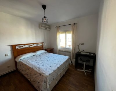Habitación Individual H2 en C/ Sánchez Preciado, Valdezarza, Madrid