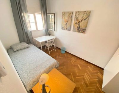 Habitación Individual H6, C/ de Guillermo Pingarron, Puente de Vallecas, Madrid