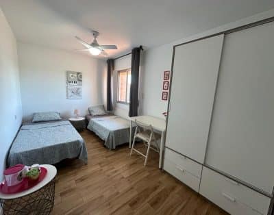 Habitación doble H2 en C/ Rafael Fernández Hijicos 1, Vallecas, Madrid.