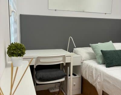 Habitación individual H2 en C/ del Tucán, Vista Alegre, Madrid