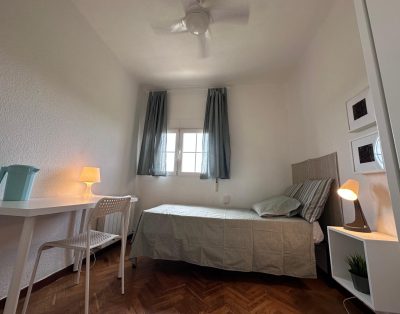 Habitación Individual H2, C/ de Guillermo Pingarron, Puente de Vallecas, Madrid