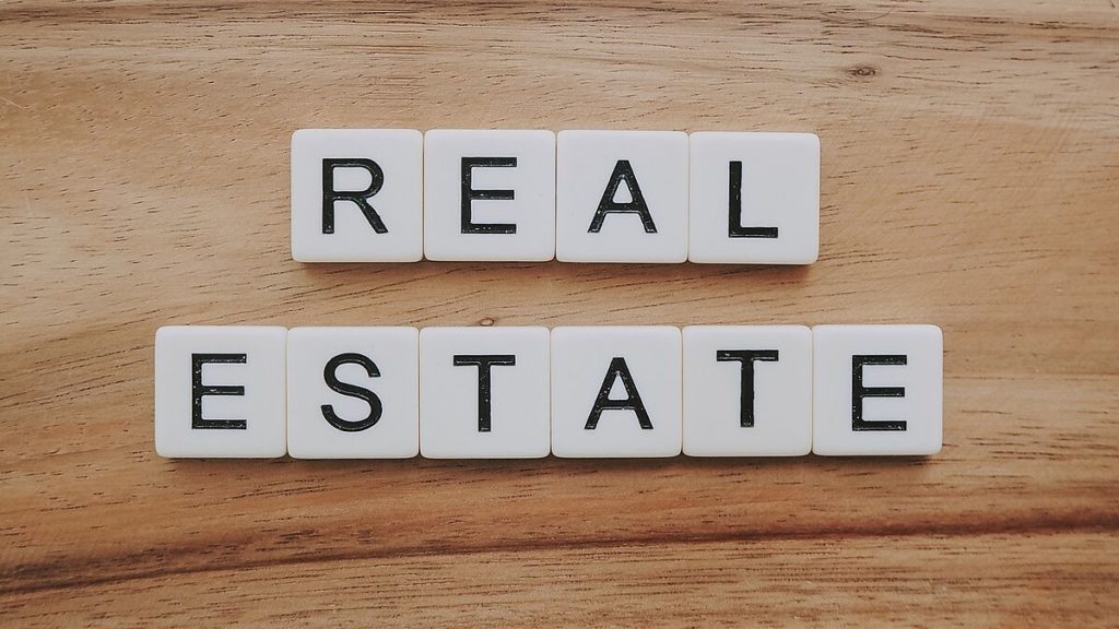 ¿Cuánto cobran las agencias inmobiliarias (online) de comisión por alquiler?